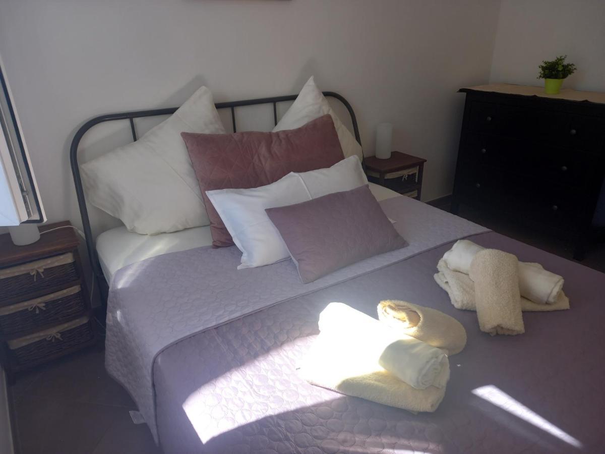 Apartmani Afrodita Sutivan ภายนอก รูปภาพ