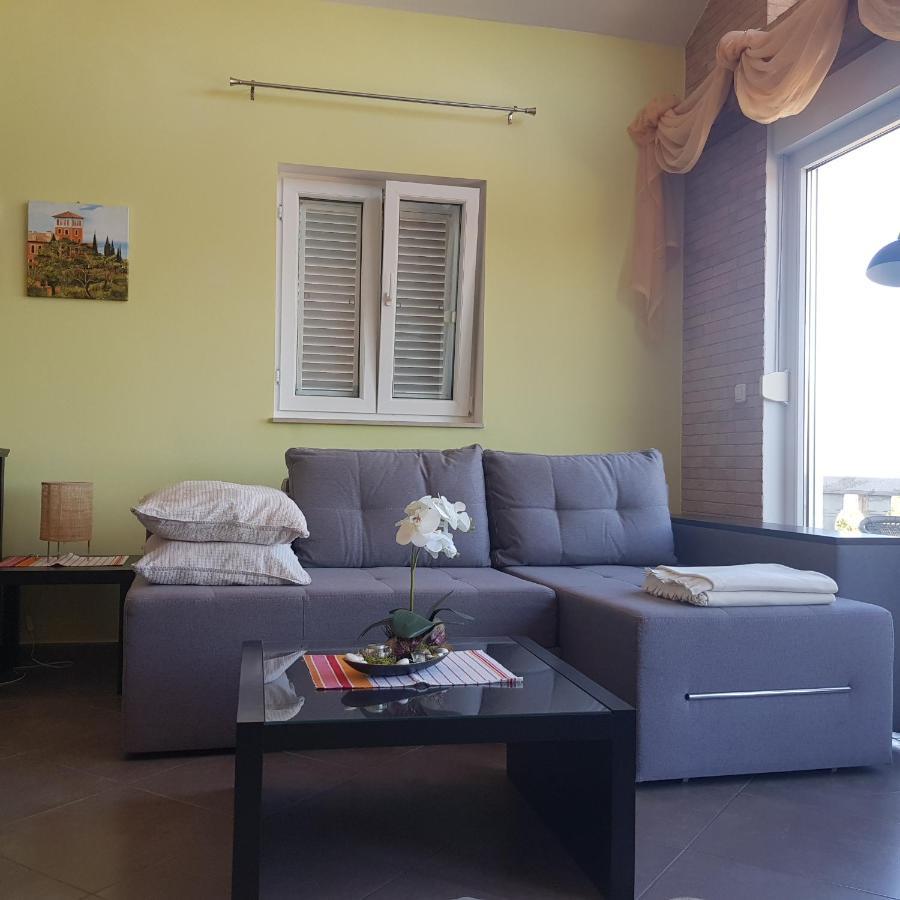 Apartmani Afrodita Sutivan ภายนอก รูปภาพ